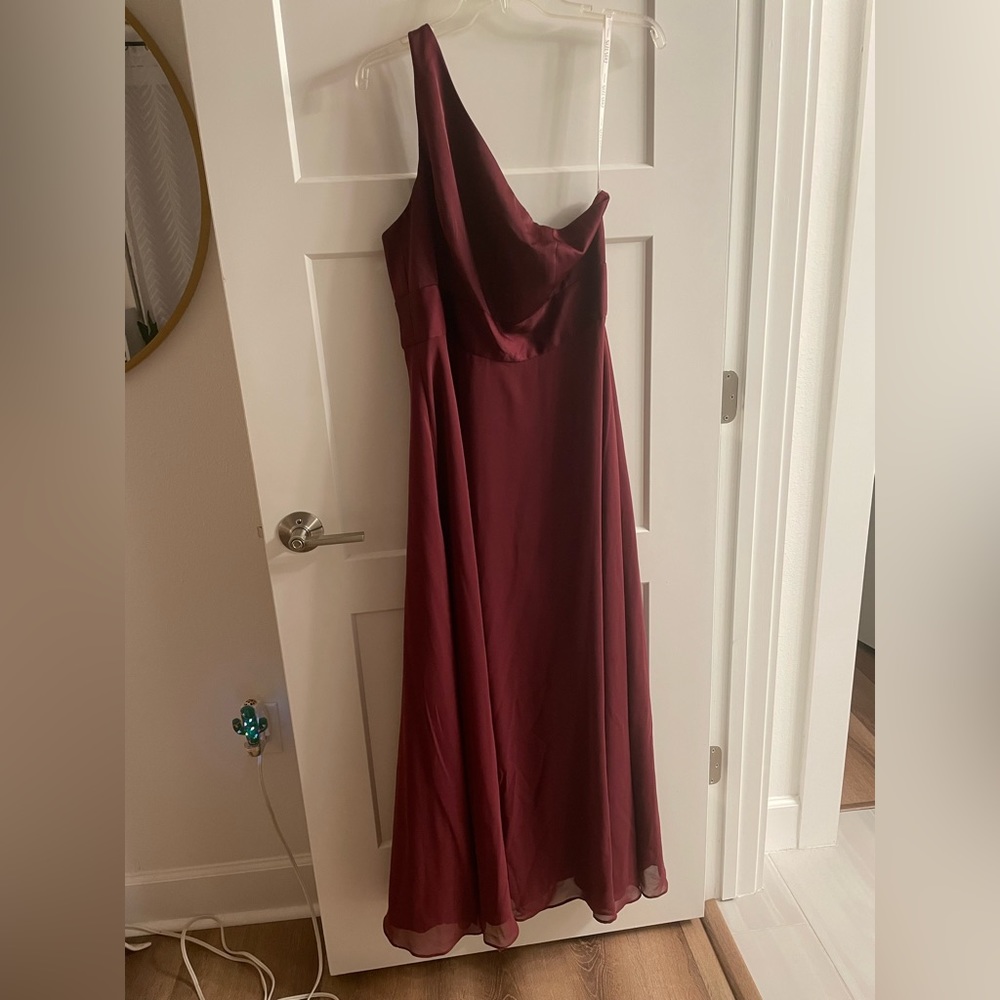 David’s Bridal Formal Dress- Burgundy